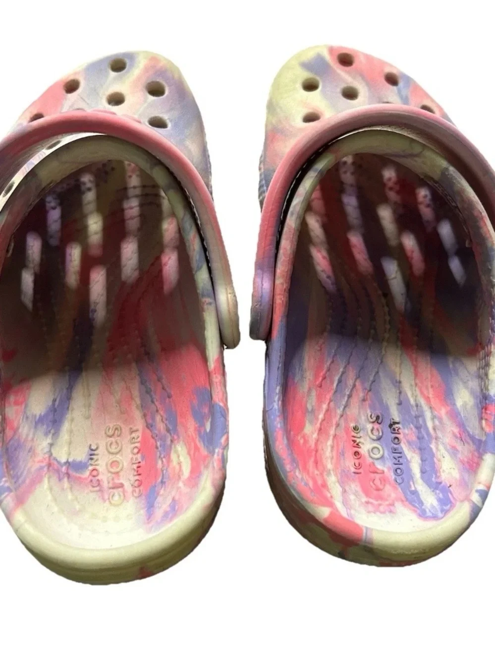 CROCS comfortable slip
